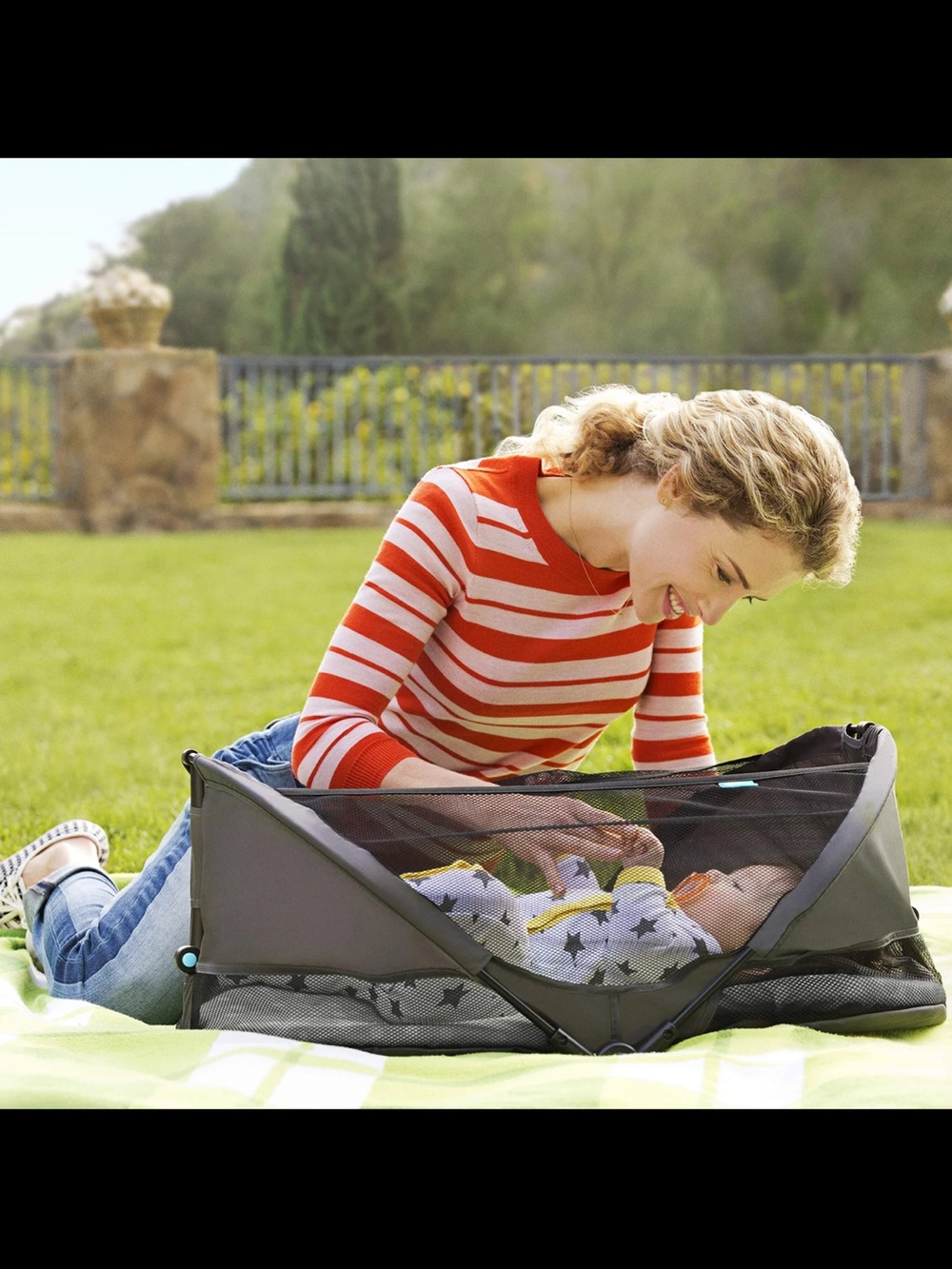 Munchkin Travel Bassinet - New In Box - Picture 5 of 6